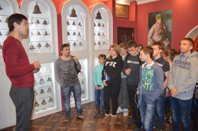 Рязанские школьники побывали в музеях колоколов и самоваров